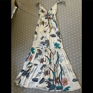 Maxi dress LOVESTITCH floral full length dress